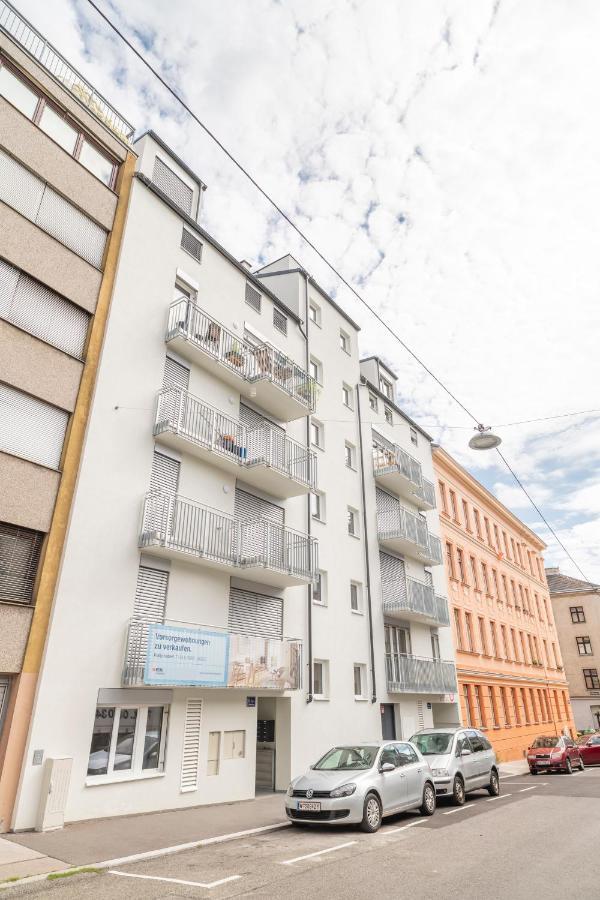 Micro Rooftop Penzing Vienna Exterior photo